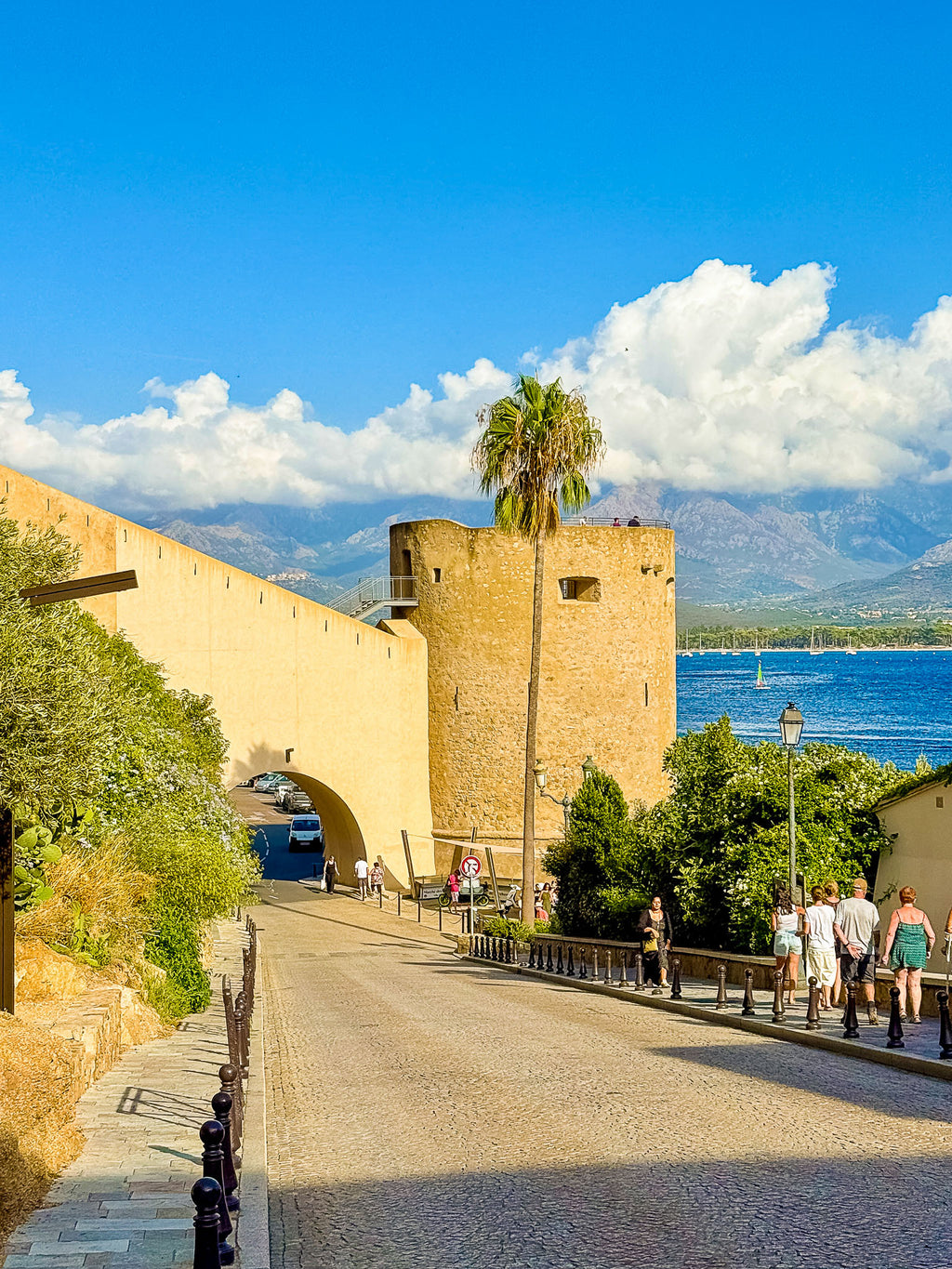 La tour de sel : Calvi, Corse, 2025 🧡