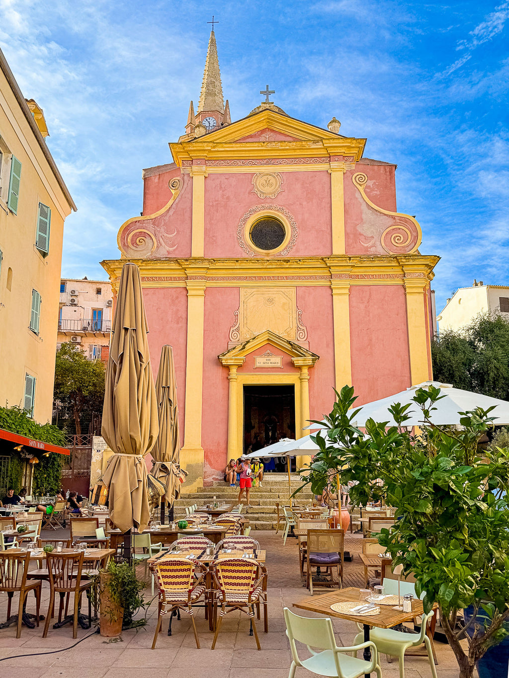 Église Sainte-Marie de Calvi : Calvi, Corse, 2025 🌞