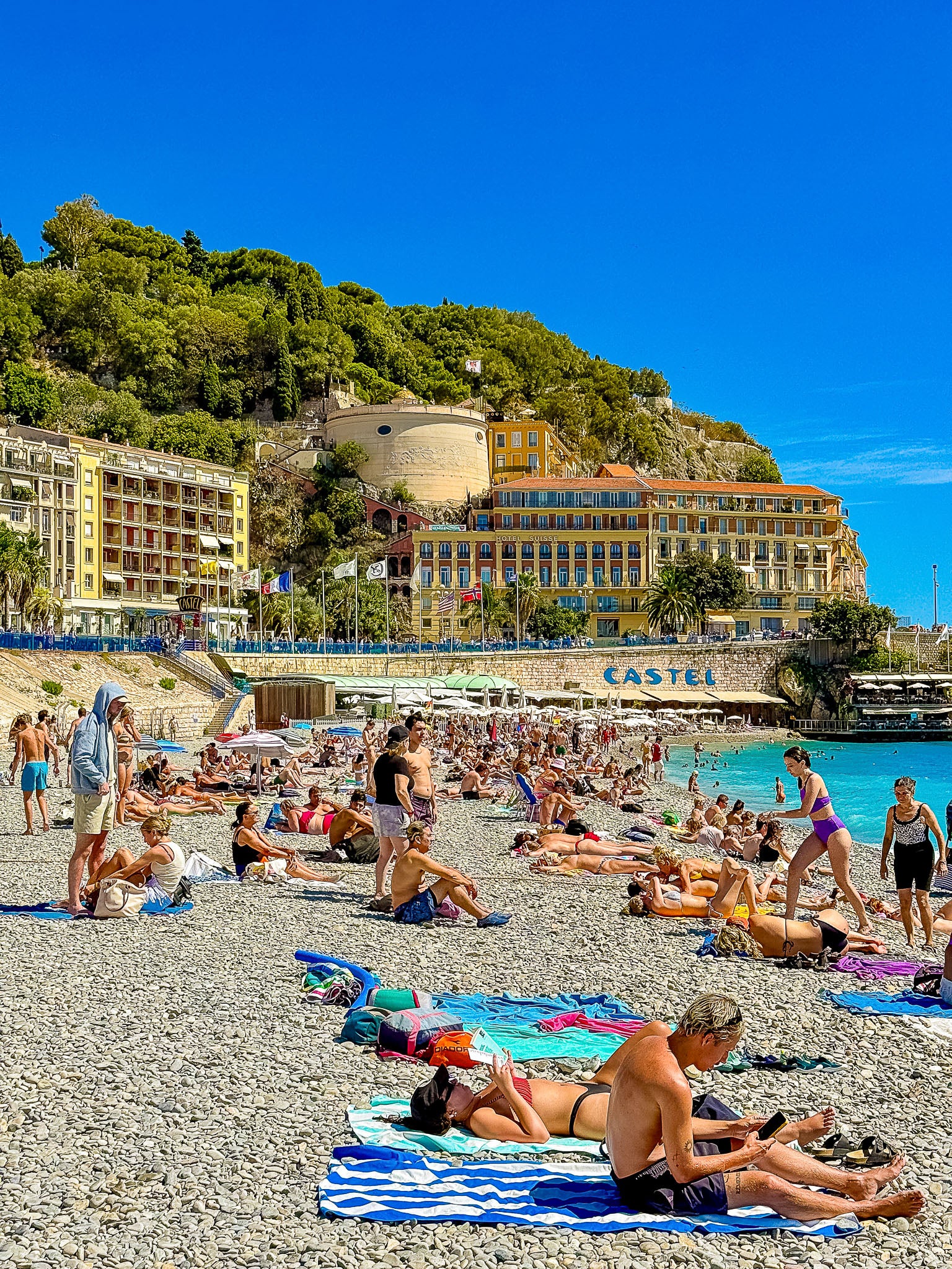 La plage l'été : Nice, 2025 ⛱
