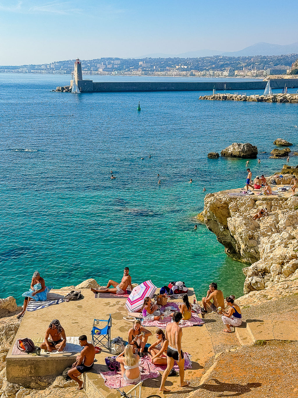 Scène de vie vers Coco beach 2 : Nice, 2025 ⛵️