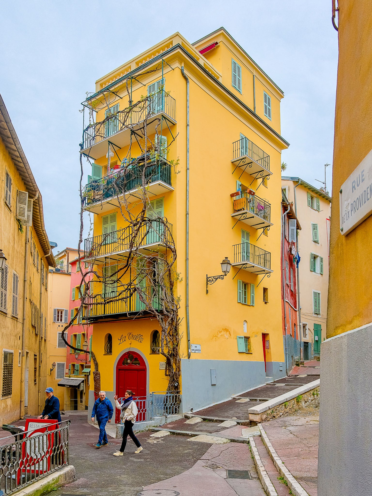 La Treille dans la vieille ville  : Nice, 2025 🧡