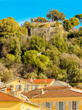 La fontaine du château depuis le Cours Saleya  : Nice, 2026 🌴