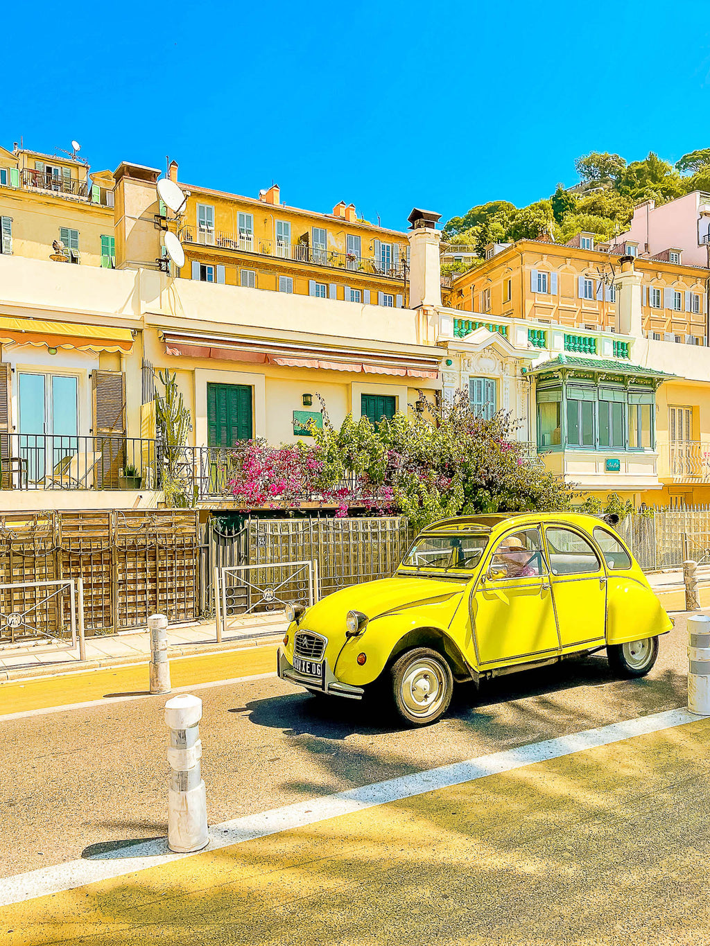 La Deudeuche : Nice, 2021 🌸