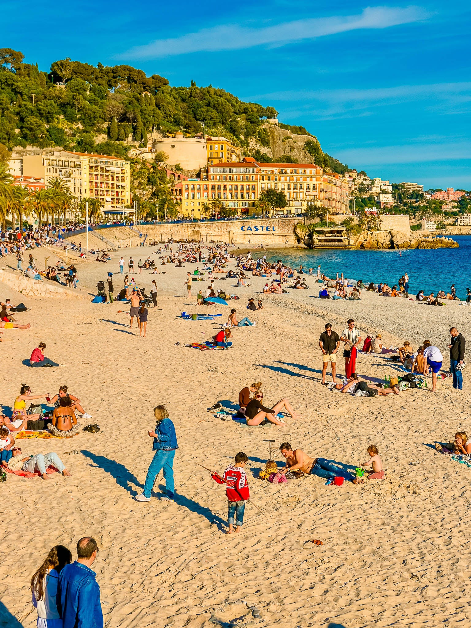 Le printemps et la plage du Castel : Nice, 2025 🏖