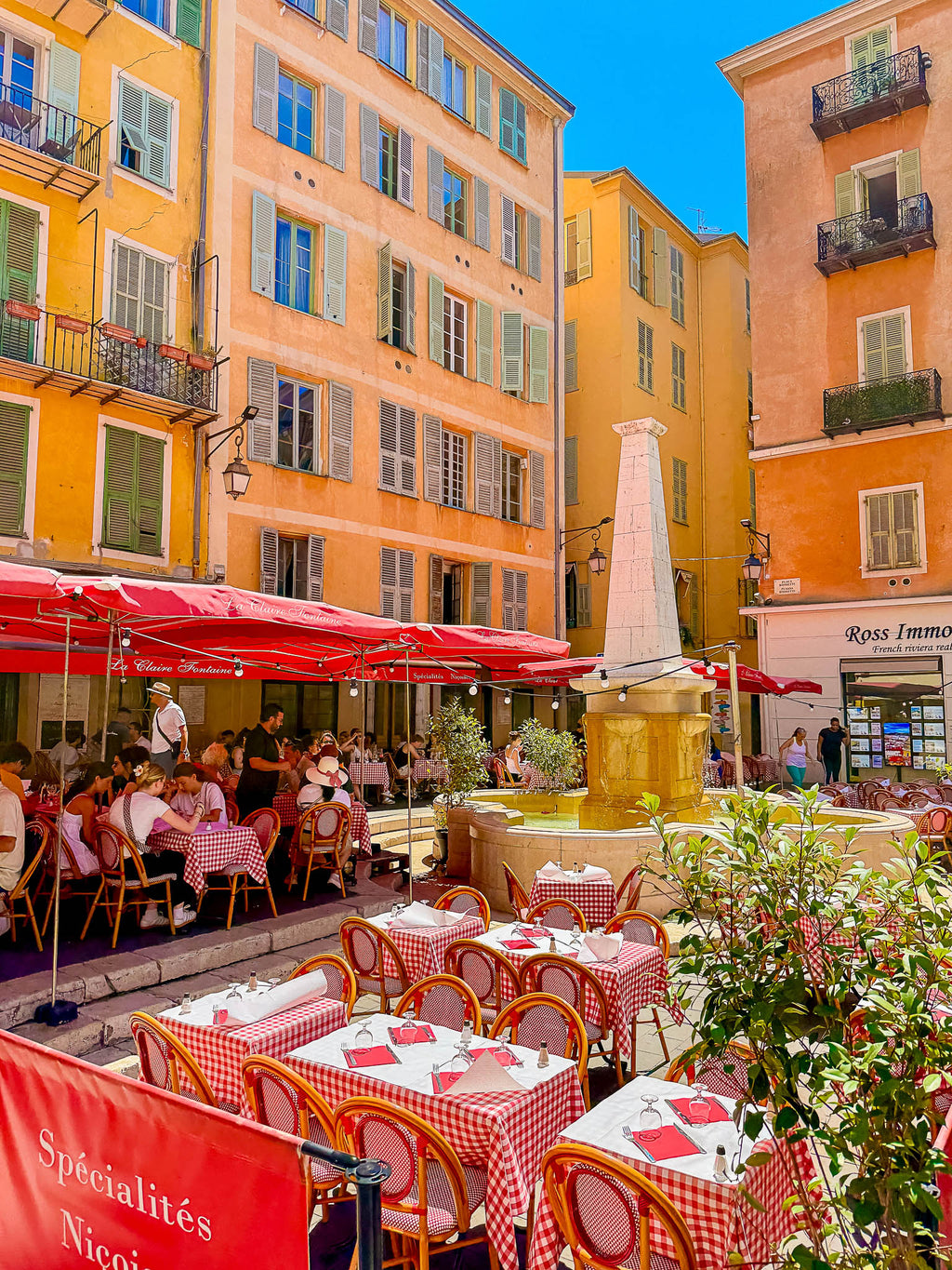 La place Rossetti 2 : Nice, 2025 🍋
