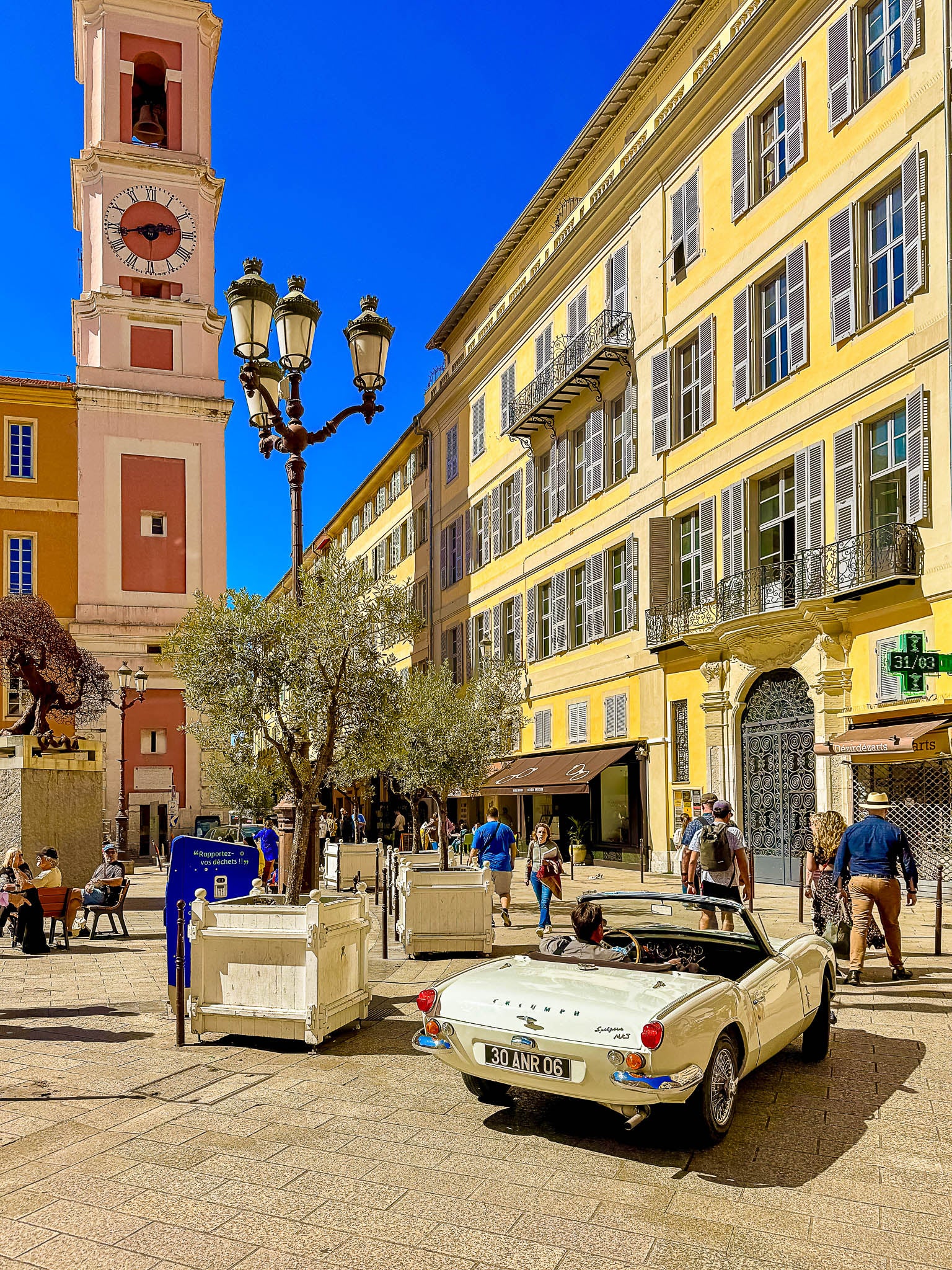 Le printemps en cabriolet : Nice, 2025 🌼