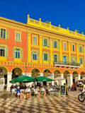 Les terrasses de la Place Masséna : Nice, 2025 🌸