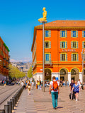 La Place Masséna et son sol en damier : Nice, 2025 🦋