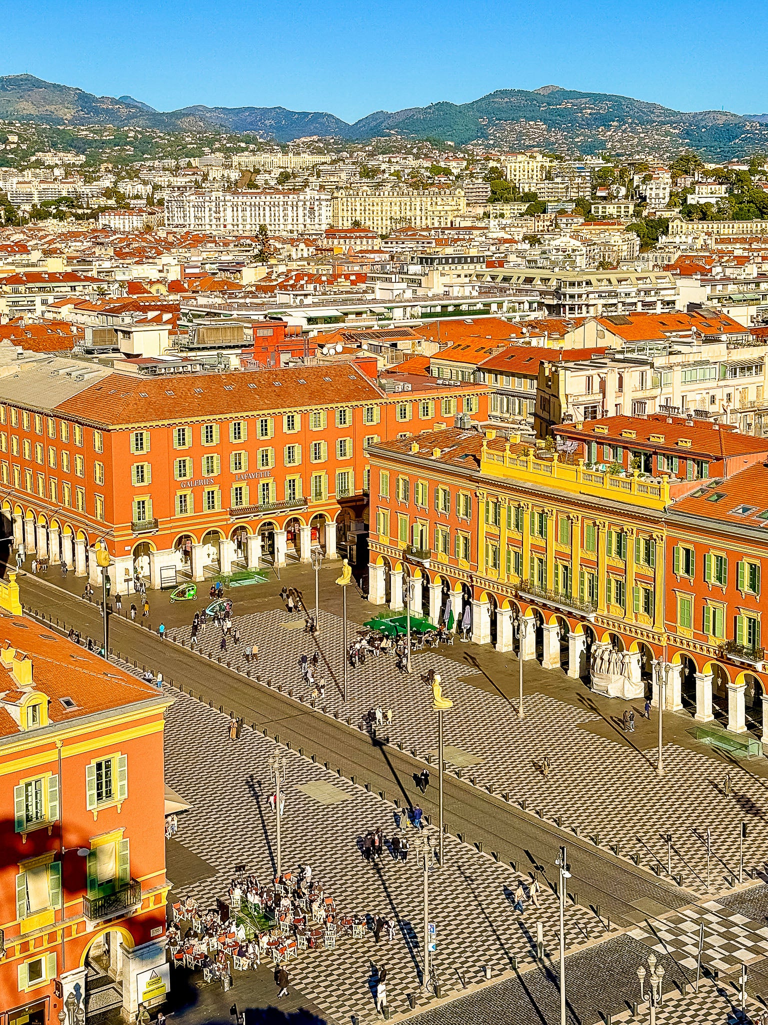 Les toits de Nice, grande roue 3 : Nice, 2025 🌞