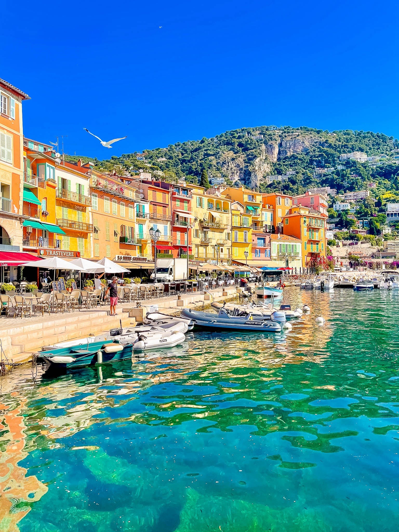 Les façades colorées : Villefranche-sur-Mer, 2021 💛