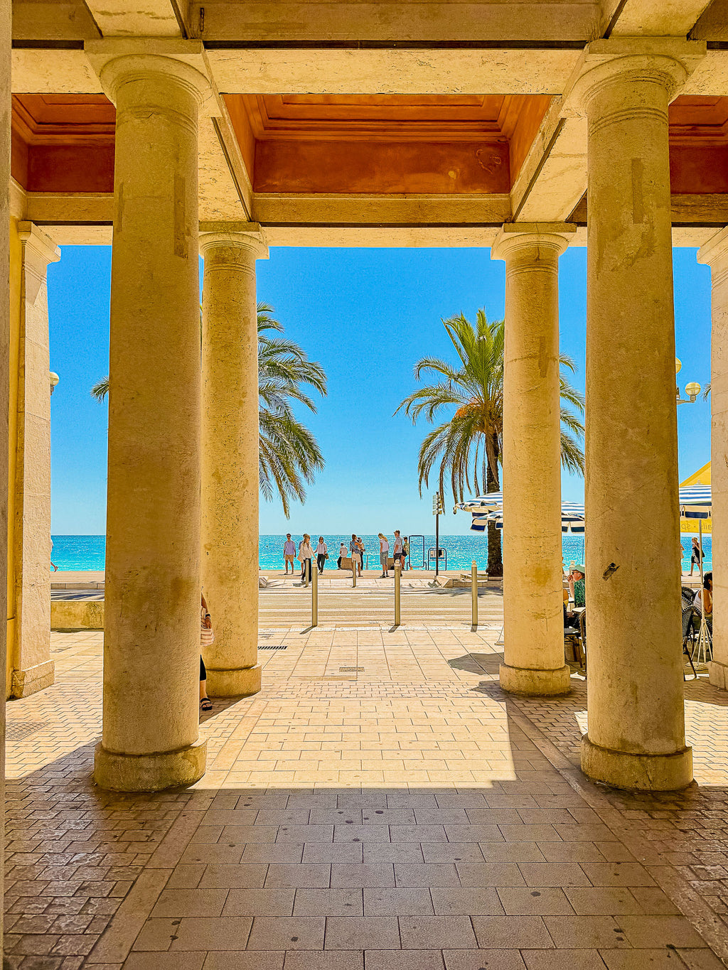 Colonnes, Cours Jaques Chirac : Nice, 2025 ⛵️