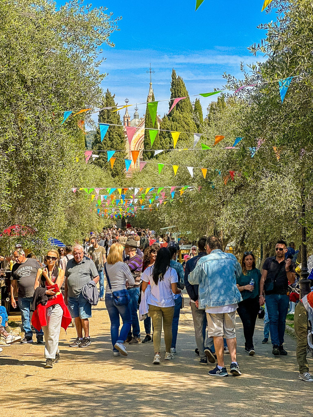 Fête des Mai, Cimiez : Nice, 2023 💛